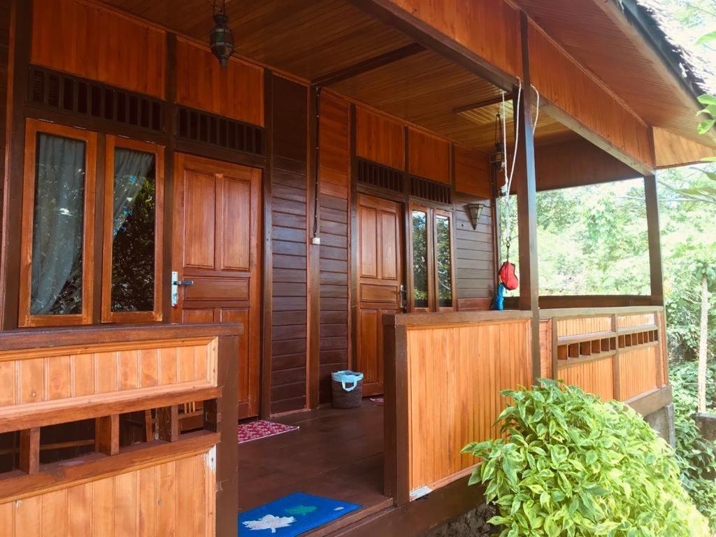 Panorama Backpackers Hotel Bunaken Ngoại thất bức ảnh