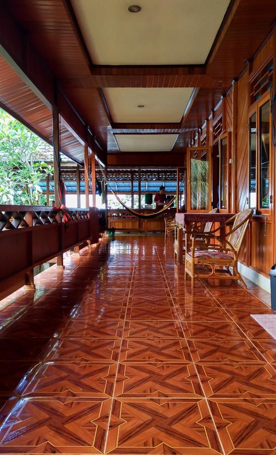 Panorama Backpackers Hotel Bunaken Ngoại thất bức ảnh
